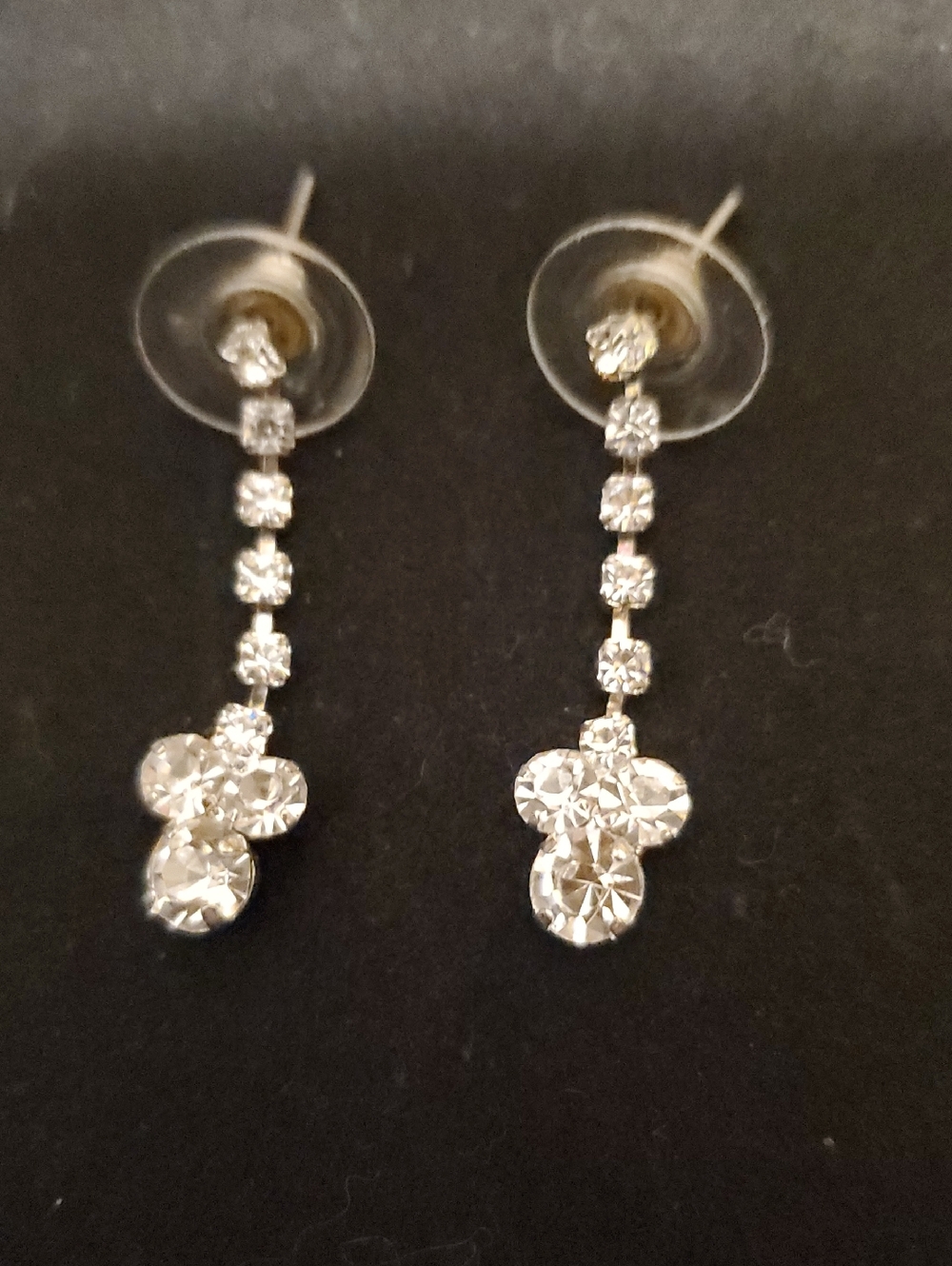 Gorgeous Clear Crystal Danglers